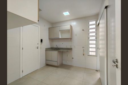 Apartamento para alugar com 123m², 3 quartos e sem vaga Apartamento para alugar com 123m², 3 quartos e sem vagaCozinha