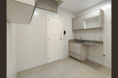 Apartamento para alugar com 123m², 3 quartos e sem vaga Apartamento para alugar com 123m², 3 quartos e sem vagaCozinha