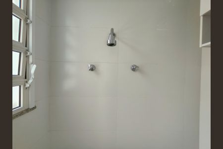 Apartamento para alugar com 123m², 3 quartos e sem vaga Apartamento para alugar com 123m², 3 quartos e sem vagaBanheiro de serviço