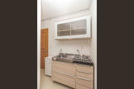 Cozinha  de apartamento para alugar com 1 quarto, 45m² em Menino Deus, Porto Alegre