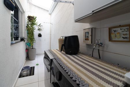 Casa para alugar com 300m², 3 quartos e 2 vagas Casa para alugar com 300m², 3 quartos e 2 vagasÁrea de Serviço