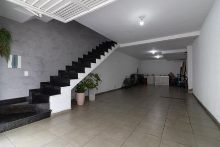 Casa para alugar com 300m², 3 quartos e 2 vagas Casa para alugar com 300m², 3 quartos e 2 vagasGaragem