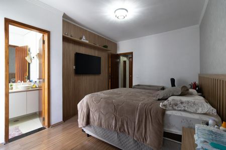 Casa para alugar com 300m², 3 quartos e 2 vagas Casa para alugar com 300m², 3 quartos e 2 vagasSuíte