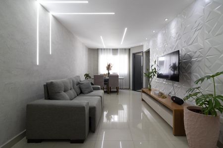 Casa para alugar com 300m², 3 quartos e 2 vagas Casa para alugar com 300m², 3 quartos e 2 vagasSala