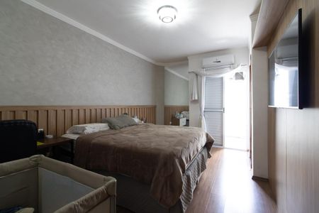 Casa para alugar com 300m², 3 quartos e 2 vagas Casa para alugar com 300m², 3 quartos e 2 vagasSuíte