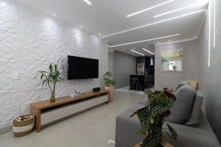 Casa para alugar com 300m², 3 quartos e 2 vagas Casa para alugar com 300m², 3 quartos e 2 vagasSala