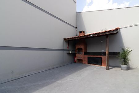 Casa para alugar com 300m², 3 quartos e 2 vagas Casa para alugar com 300m², 3 quartos e 2 vagasÁrea comum - Churrasqueira