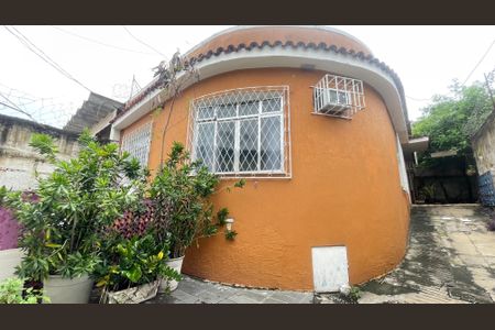 Casa para alugar com 157m², 4 quartos e 1 vagaQuintal