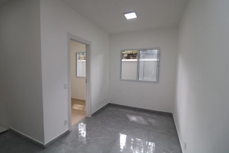 Sala de apartamento para alugar com 2 quartos, 35m² em Cidade São Mateus, São Paulo