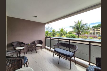Apartamento para alugar com 120m², 3 quartos e 2 vagasVaranda 