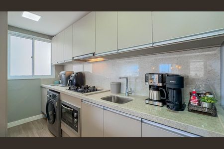 Cozinha de apartamento para alugar com 2 quartos, 70m² em Vila Ipiranga, Porto Alegre