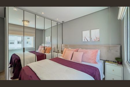 Quarto 1 de apartamento para alugar com 2 quartos, 70m² em Vila Ipiranga, Porto Alegre