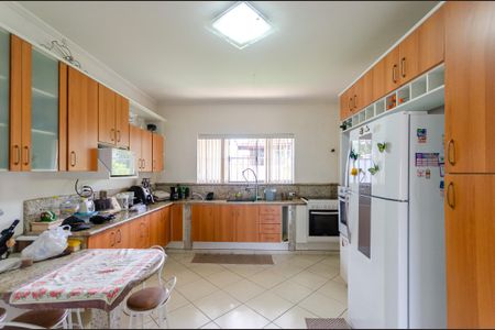 Casa para alugar com 576m², 4 quartos e 4 vagasCozinha