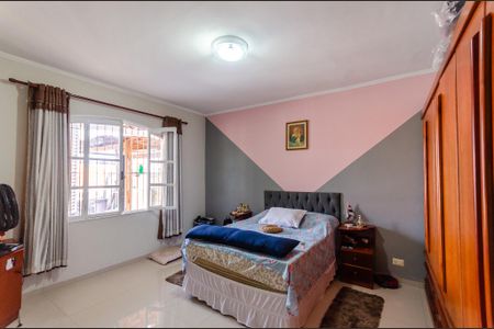 Casa para alugar com 576m², 4 quartos e 4 vagasSuíte 2