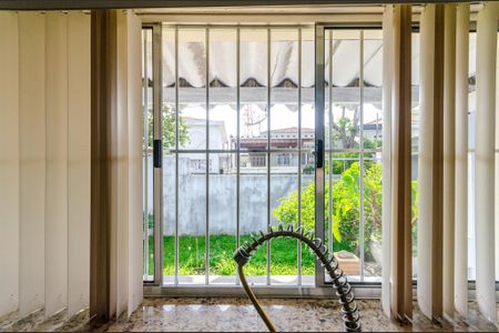 Casa para alugar com 576m², 4 quartos e 4 vagasCozinha - Janela