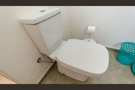 Casa para alugar com 576m², 4 quartos e 4 vagasSuíte 1 - Banheiro