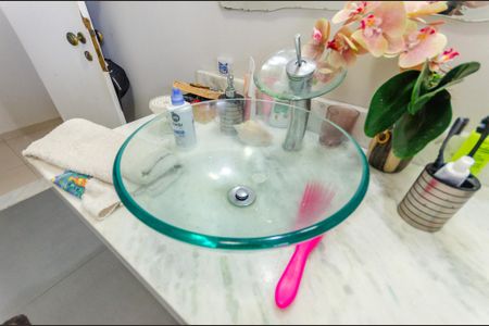 Casa para alugar com 576m², 4 quartos e 4 vagasSuíte 2 - Banheiro