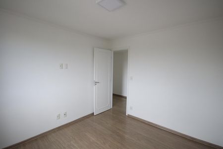 Apartamento para alugar com 123m², 3 quartos e 2 vagasQuarto 2