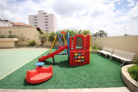 Apartamento para alugar com 123m², 3 quartos e 2 vagasÁrea comum - Playground