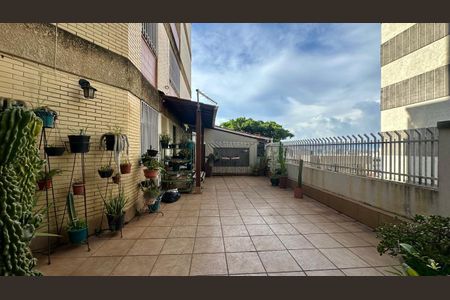 Apartamento à venda com 240m², 4 quartos e 1 vagaÁrea privativa