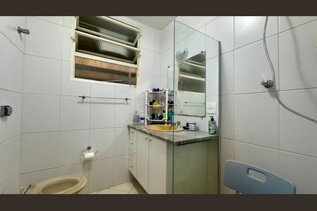 Apartamento à venda com 240m², 4 quartos e 1 vagaBanheiro 
