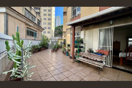 Apartamento à venda com 240m², 4 quartos e 1 vagaÁrea privativa