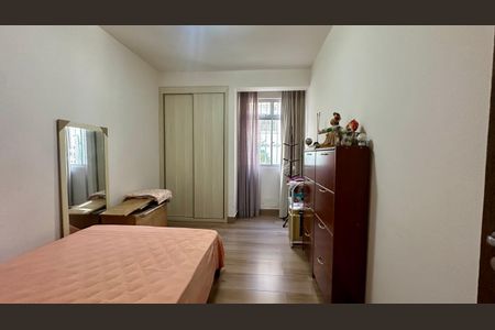 Apartamento à venda com 240m², 4 quartos e 1 vagaQuarto 