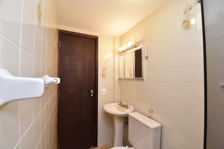 Apartamento para alugar com 66m², 2 quartos e 1 vagaBanheiro