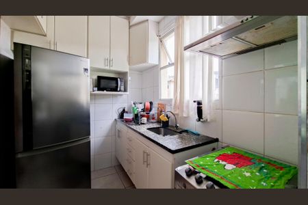 Apartamento à venda com 61m², 2 quartos e 1 vaga Apartamento à venda com 61m², 2 quartos e 1 vagaCozinha e Área de Serviço