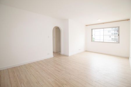 Apartamento para alugar com 2 quartos, 75m² em Cerqueira César, São Paulo