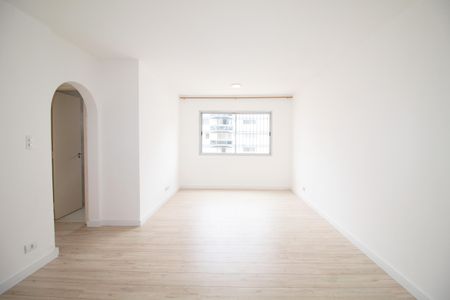 Apartamento para alugar com 75m², 2 quartos e 1 vaga