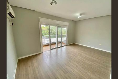 Casa para alugar com 597m², 4 quartos e 6 vagasQuarto 4