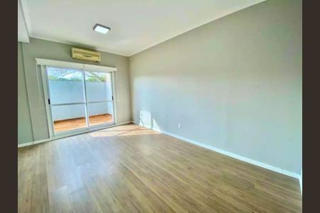 Casa para alugar com 597m², 4 quartos e 6 vagasQuarto 2