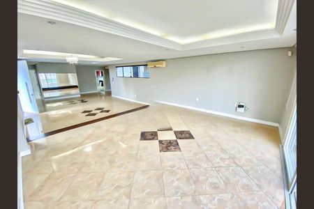 Sala  de casa para alugar com 4 quartos, 597m² em Espírito Santo, Porto Alegre