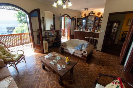 SALA DE ESTAR de casa à venda com 4 quartos, 465m² em Parque São Quirino, Campinas