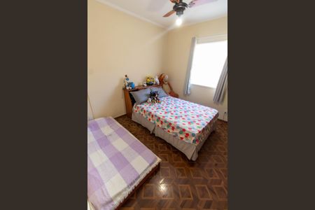 Casa à venda com 465m², 4 quartos e 6 vagas Casa à venda com 465m², 4 quartos e 6 vagasQUARTO 2