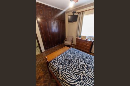 Casa à venda com 465m², 4 quartos e 6 vagas Casa à venda com 465m², 4 quartos e 6 vagasSUITE