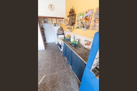 Casa à venda com 465m², 4 quartos e 6 vagas Casa à venda com 465m², 4 quartos e 6 vagasÁREA EXTERNA GOURMET FUNDOS