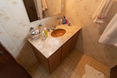 Casa à venda com 465m², 4 quartos e 6 vagas Casa à venda com 465m², 4 quartos e 6 vagasBANHEIRO SOCIAL