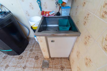 Casa à venda com 465m², 4 quartos e 6 vagas Casa à venda com 465m², 4 quartos e 6 vagasÁREA DE SERVIÇO