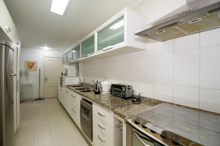 Apartamento para alugar com 175m², 4 quartos e 3 vagasCozinha