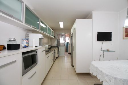 Apartamento para alugar com 175m², 4 quartos e 3 vagasCozinha