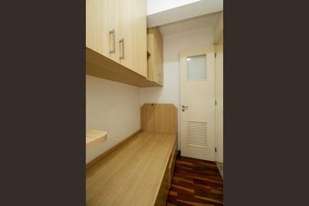 Apartamento para alugar com 175m², 4 quartos e 3 vagasQuarto de Serviço