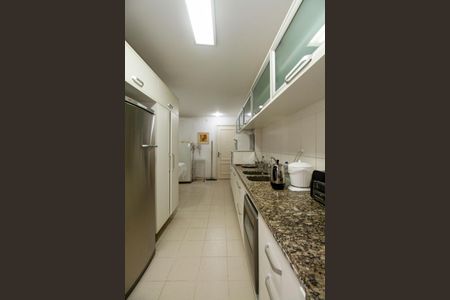 Apartamento para alugar com 175m², 4 quartos e 3 vagasCozinha