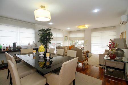 Apartamento para alugar com 175m², 4 quartos e 3 vagasSala de Estar e Jantar