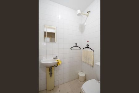 Apartamento para alugar com 175m², 4 quartos e 3 vagasBanheiro de Serviço