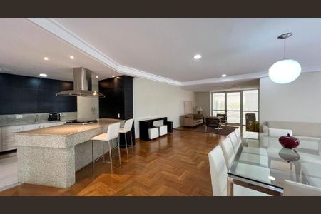 Apartamento para alugar com 175m², 4 quartos e 3 vagasÁrea Comum - Salão de Festas