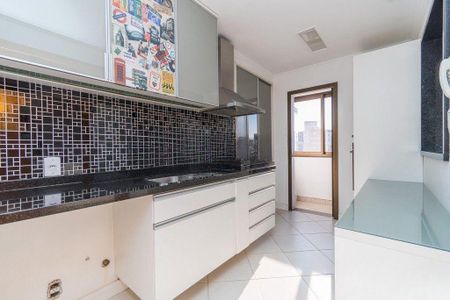 Cozinha  de apartamento para alugar com 3 quartos, 108m² em Passo d’Areia, Porto Alegre