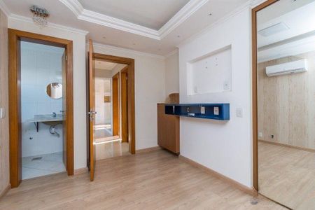 Quarto 1 de apartamento para alugar com 3 quartos, 108m² em Passo d’Areia, Porto Alegre