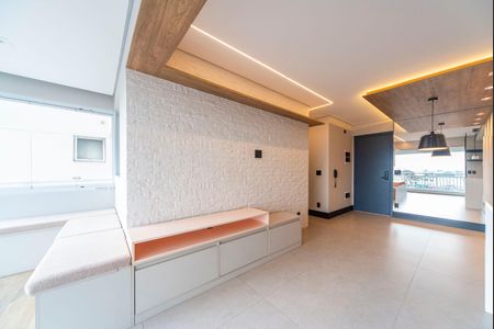 Apartamento para alugar com 62m², 2 quartos e 1 vagaSala